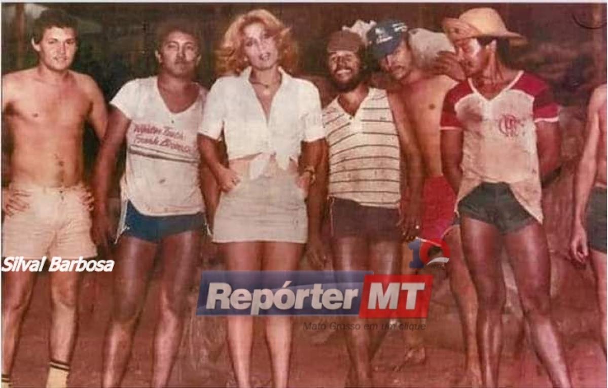 Foto de Silval Barbosa com Rita Cadilac em garimpo viraliza na internet |  ReporterMT - Mato Grosso em um clique