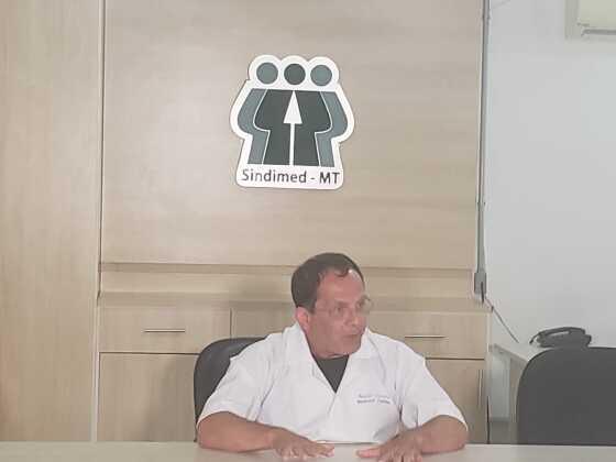 Presidente do Sindimed questiona exclusão de médicos de vacinação