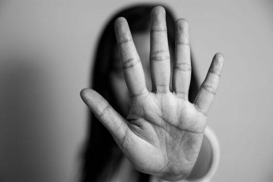 Jovem de 15 anos foi assediada por homem de 25