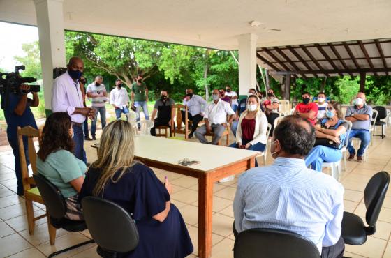 Reunião com representantes do ramo de restaurantes, bares e boates e similares.