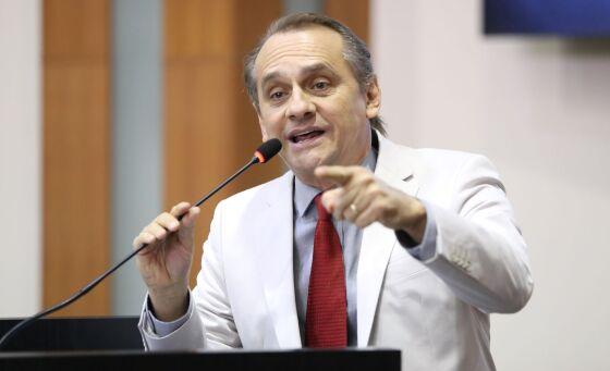 Deputado teria feito esquema com bancos para quitar dívidas de campanha