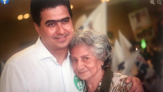 O prefeito Emanuel Pinheiro e sua tia Lysette Pinheiro Espósito