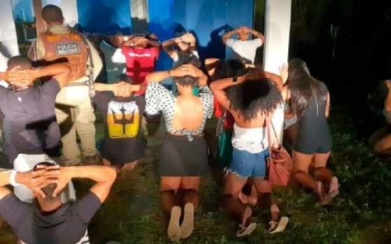 Morador de MT flagrado em festa clandestina continuou o evento mesmo depois de a fiscalização mandar fechar.