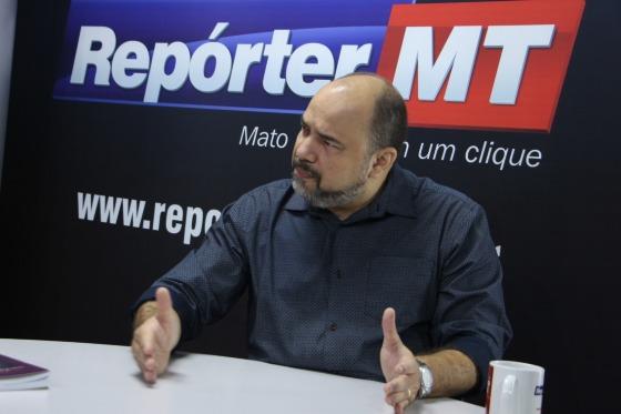 Psicólogo  Afro Stefanini II fala de sucesso e caráter