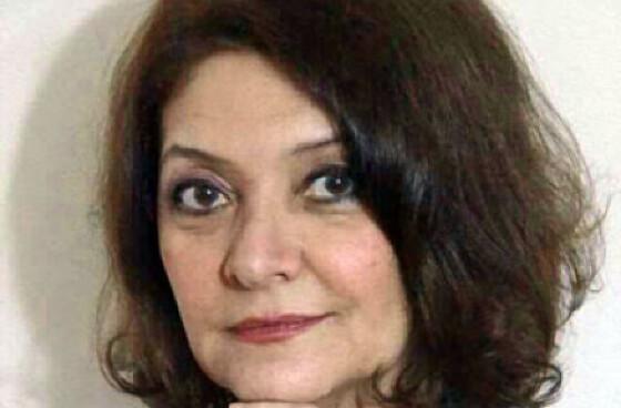 Enildes Corrêa é administradora, terapeuta corporal, professora de Yoga e orientadora de meditação e respiração consciente.