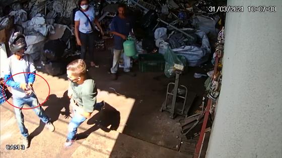 Empresário tentou fugir correndo, mas foi perseguido e morto.