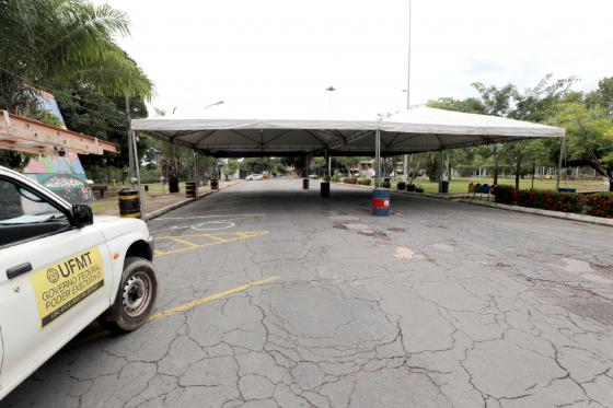 UFMT foi escolhida como ponto de vacinação.