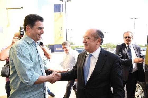 O prefeito Emanuel Pinheiro e  o ministro Gilmar Mendes