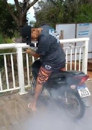 Baderneiro "queimou pneu" de moto na Serra do Patrimônio,