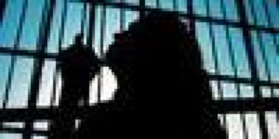 Marido estuprou e ameaçou matar mulher queimada