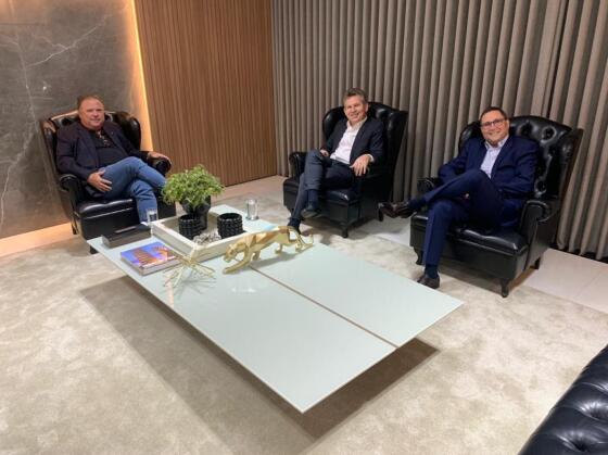 Visita foi acompanhada pelo secretário da Casa Civil, Mauro Carvalho
