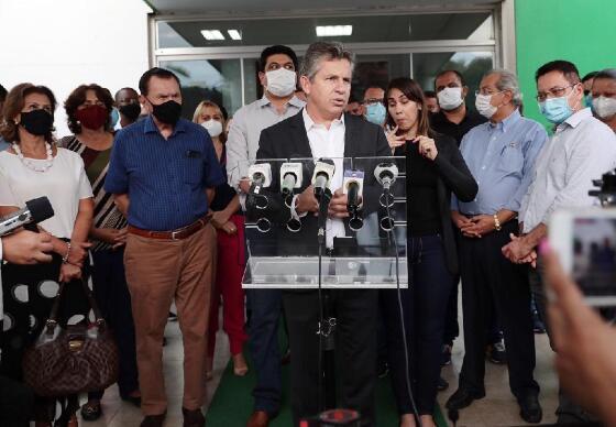 Mauro Mendes promete solucionar problema em VG