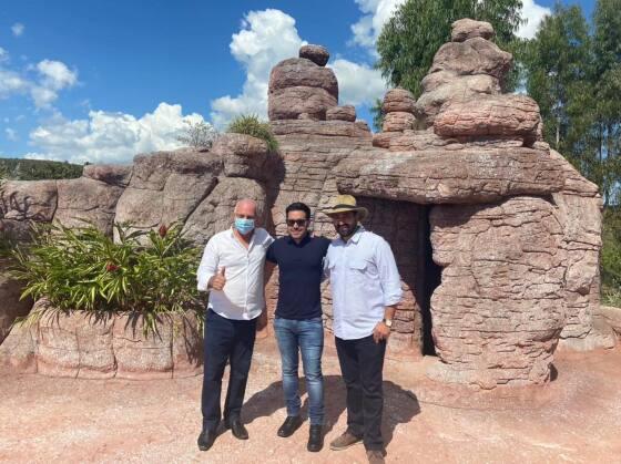Cantor investe em Chapada.