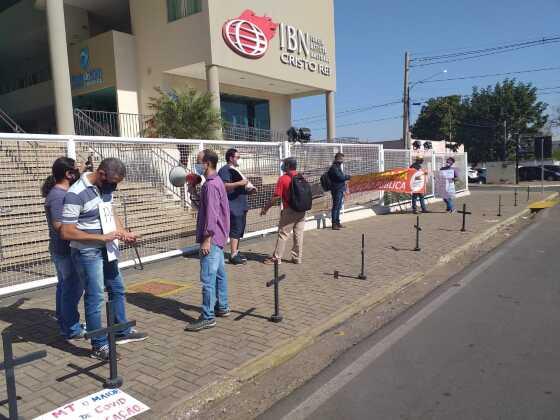Manifestação de professores contra volta às aulas