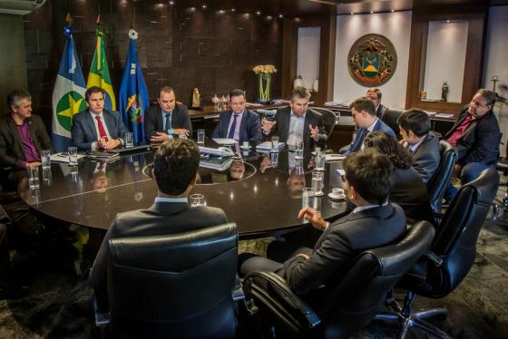 Decisão teria saído de reunião com vários parlamentares