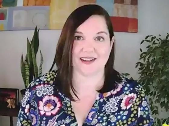 Christine Duval, de Bloomfield Township, Michigan, ganhou o grande prêmio de US $ 2 milhões no sorteio de vacinação contra o coronavírus de Michigan.