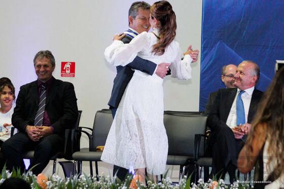 Mauro postou fotos em momentos de amor com Virginia