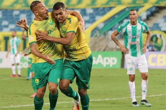 Cuiabá está a cinco jogos sem saber o que é derrota