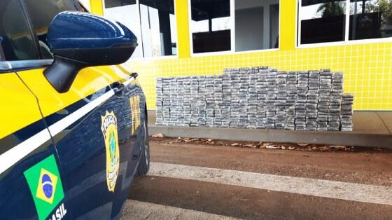 Foram encontrados, ao todo, 448 kg da droga