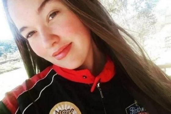Adolescente de 17 anos foi assassinada pelo namorado.