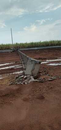 Tempestade derrubou 15 postes em Nova Santa Helena.