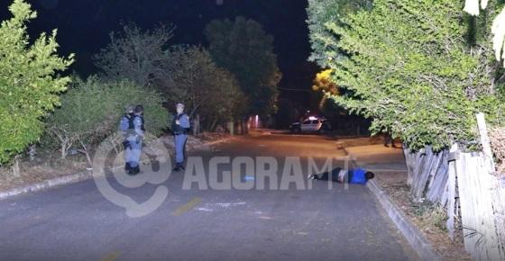 Testemunhas contaram que ele era morador do bairro