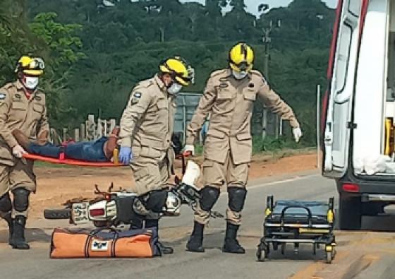 Bombeiros encaminharam vítima ao hospital