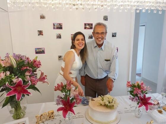 Pandemia faz noiva de Belo Horizonte 'se casar' com o sogro