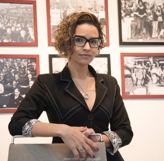 Bárbara Lenza Lana, advogada para Mulheres, Líder do Comitê de Combate à Violência Contra a Mulher do Grupo Mulheres do Brasil- Núcleo Cuiabá