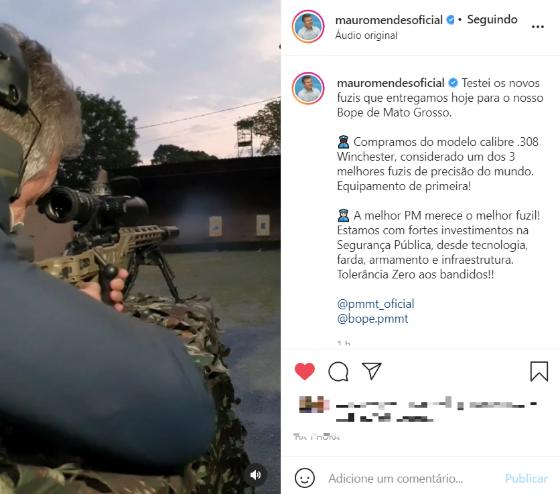 Governador efetuou dois disparos com os fuzis.