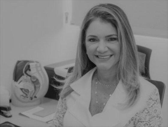 Giovana Fortunato é ginecologista e obstetra, especialista em endometriose e infertilidade, professora da UFMT, coordenadora de Residência no HUJM.