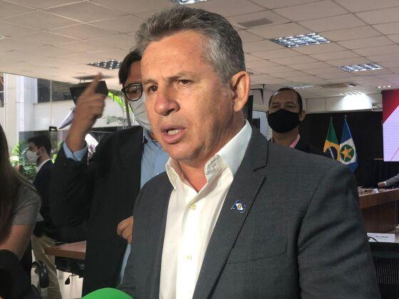 Governador diz que estatal tem arrancado o couro dos brasileiros