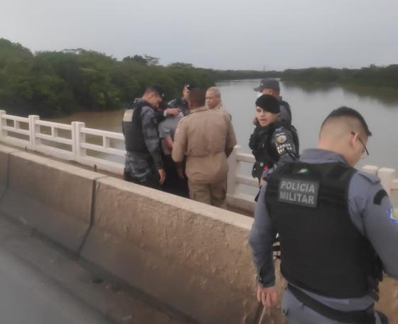 Homem tentou se jogar da Ponte Mario Andreazza