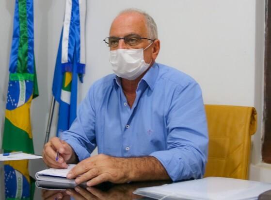Prefeito de Chapada faz mistério sobre coletiva.