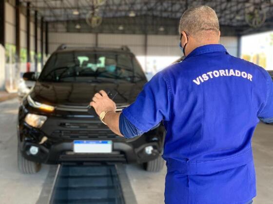 Vistoria veicular na sede do Detran