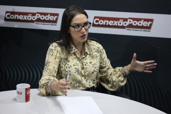 Janaina diz que Emanuel "puxa MDB para baixo"
