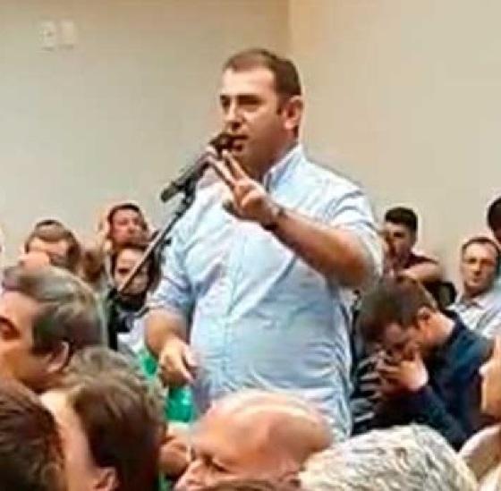 Produtor que pediu vaias a Mauro, agora pede aplausos