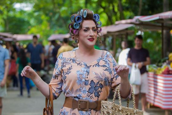 A personagem superprotetora Dona Hermínia, de “Minha Mãe É uma Peça”.