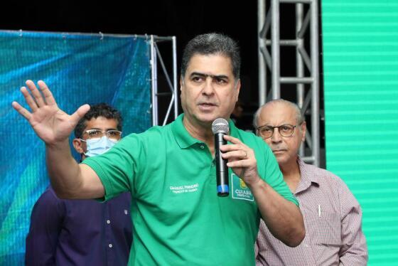 Emanuel defende a implantação do VLT.