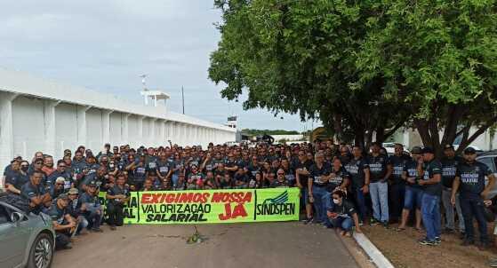 Greve está suspensa para negociação com o governo