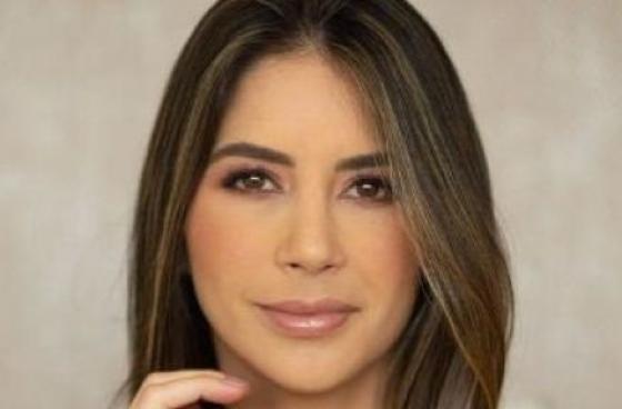 Nayara Cerutti é odontóloga com atuação em harmonização facial.