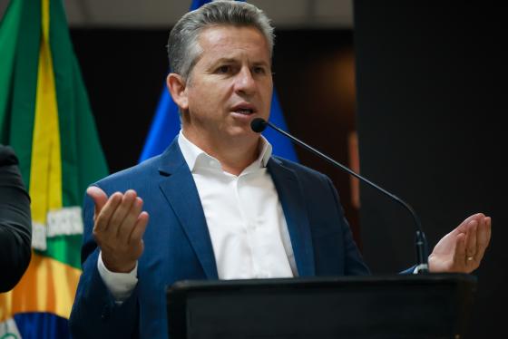 Governador critica Congresso por limitar ICMS sem planejamento