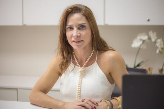 Vanessa Moraes é fonoaudióloga e audiologista na Sonicon, em Cuiabá (MT).