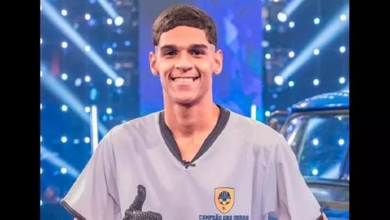 Luva de Pedreiro agora é agenciado por Falcão, lenda do futsal
