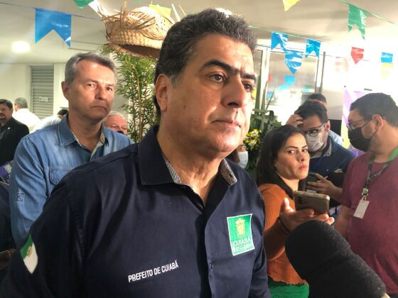 Emanuel diz que Márcia está sendo "usada" por Neri e Fávaro
