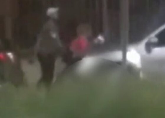 Casal foi flagrado fazendo sexo na Avenida Beira Rio