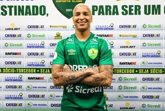 Deyverson deve estar disponível para o jogo contra o Juventude