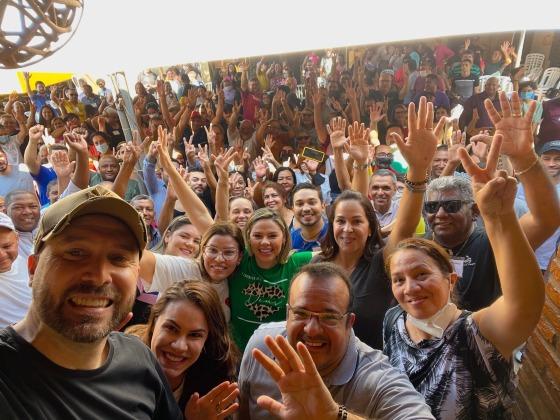 Junto a lideranças de dois pólos da baixada, candidato do PSB esteve ao lado da vereadora Michelly Alencar 