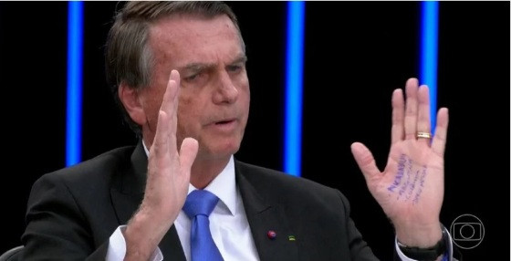 Bolsonaro: Por mim eu ficava umas duas horas aqui