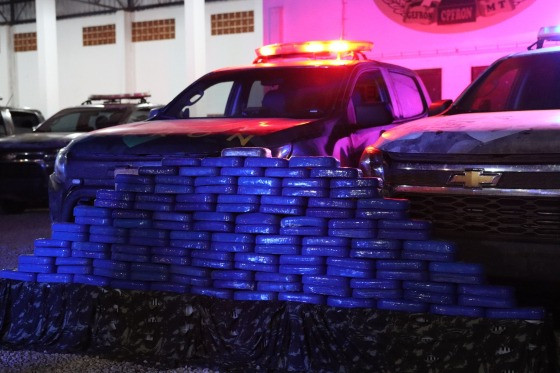 Droga é avaliada em R$ 2,3 milhões.